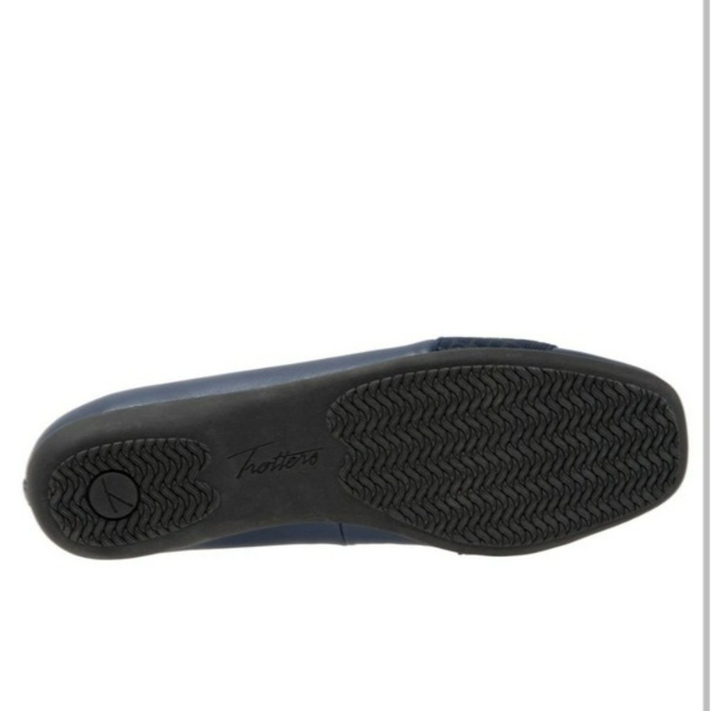 Trotters Samantha Flat Shoes -8.5 - Picture 2 of 7